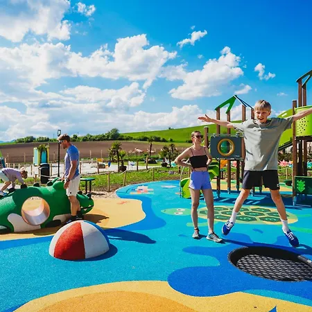מלון Garden Tatralandia 4*